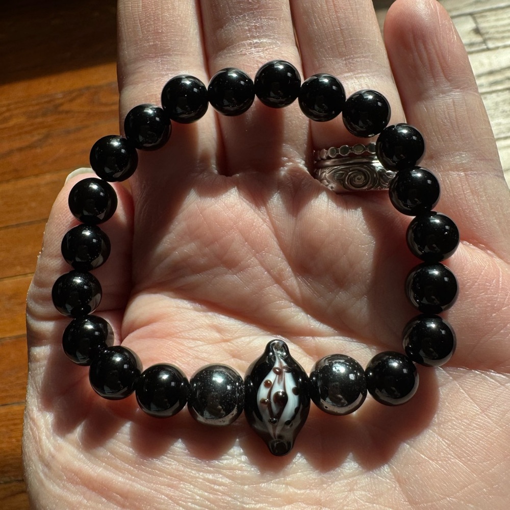 Black Obsidian, Hematite & Evil Eye Stretch Bracelet *Protective Energy* 🧿 - Picture 8 of 9